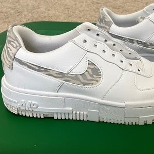 Nike Women's Air Force 1 Pixel Se White Zebra Dh9632-100 Size 7.5